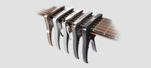 Aroma AC 21 Silver - kapodaster do gitary akustycznej